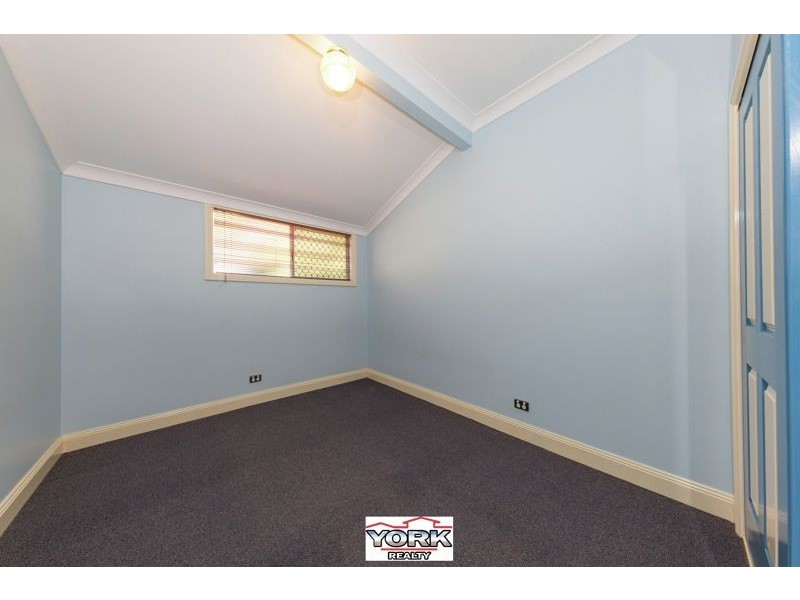 3 Hawthorn Street, East Toowoomba QLD 4350