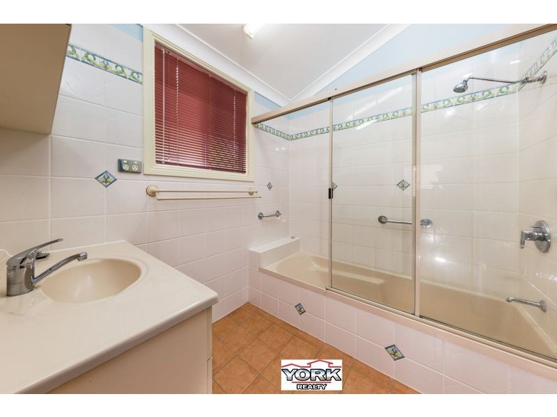 3 Hawthorn Street, East Toowoomba QLD 4350