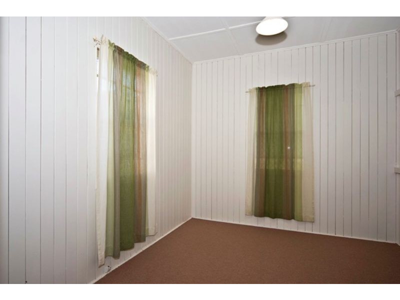 16A Healy Street, South Toowoomba QLD 4350