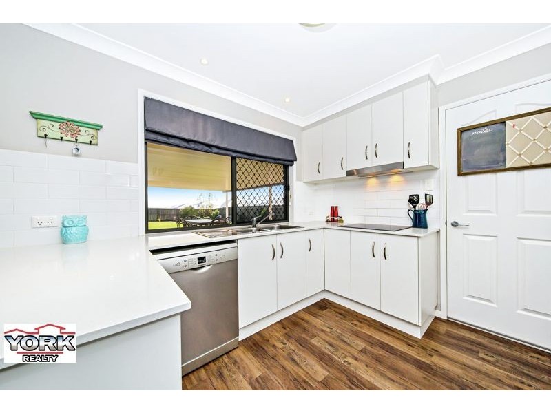 16 Sportsman Drive, Kleinton QLD 4352