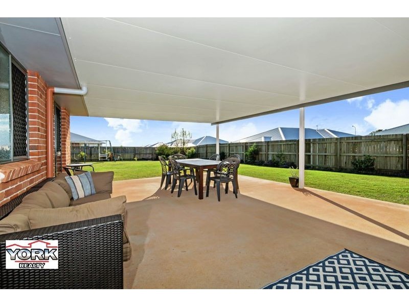 16 Sportsman Drive, Kleinton QLD 4352
