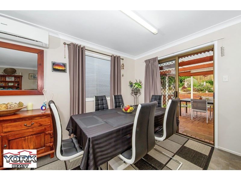 27 Blue Gum Drive, Newtown QLD 4350