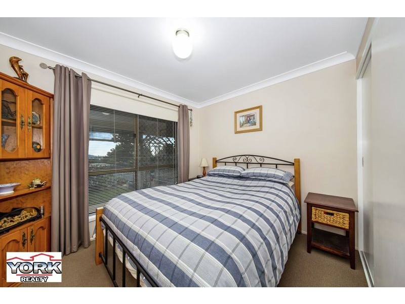 27 Blue Gum Drive, Newtown QLD 4350