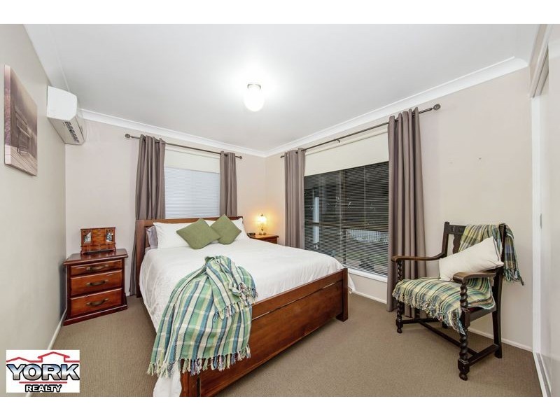 27 Blue Gum Drive, Newtown QLD 4350