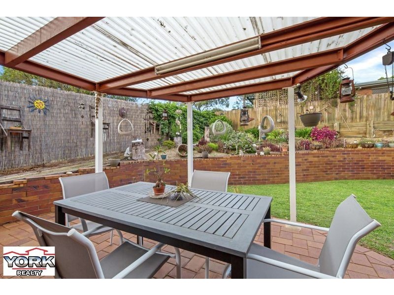 27 Blue Gum Drive, Newtown QLD 4350