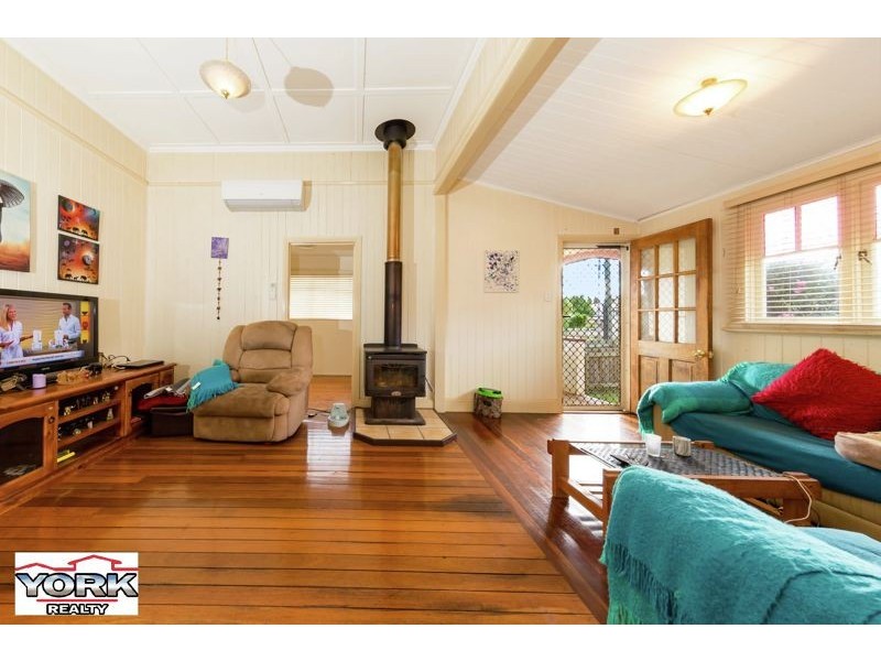 5 Llewellyn Street, Centenary Heights QLD 4350