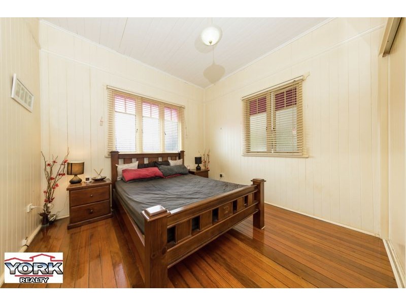 5 Llewellyn Street, Centenary Heights QLD 4350
