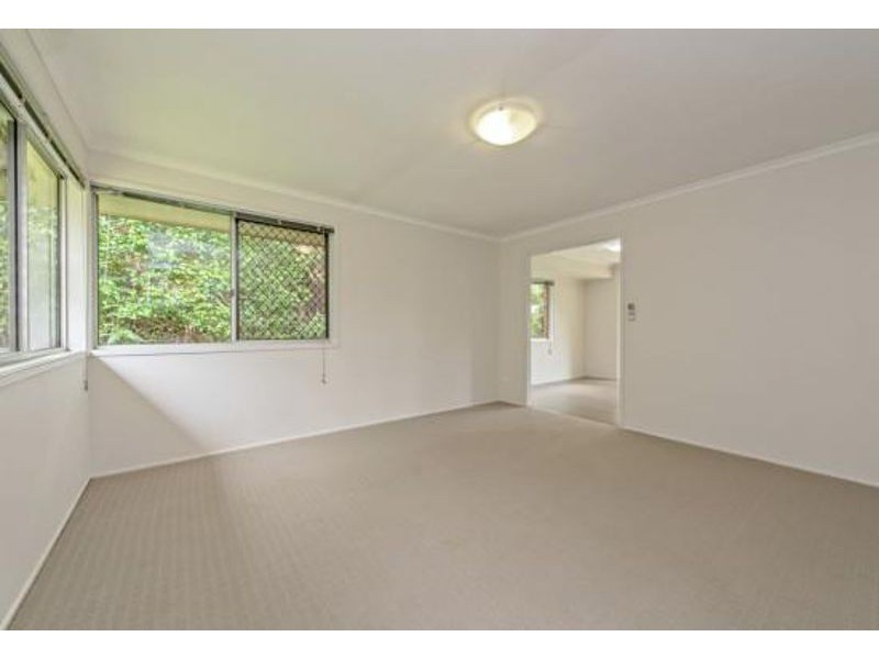 24 Port Street, Wilsonton QLD 4350
