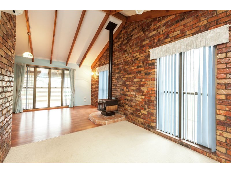 8 Umbiram Road, Wyreema QLD 4352