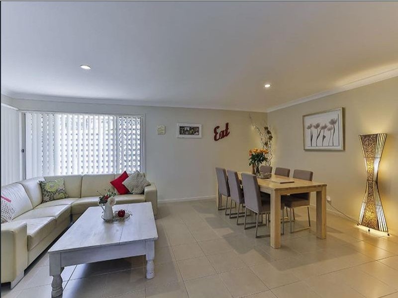 10 Dixon Court, Wilsonton Heights QLD 4350