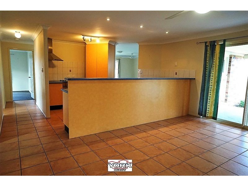 6 Cass Court, Oakey QLD 4401