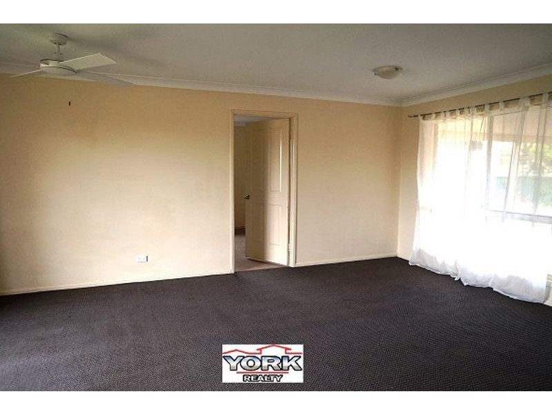 6 Cass Court, Oakey QLD 4401