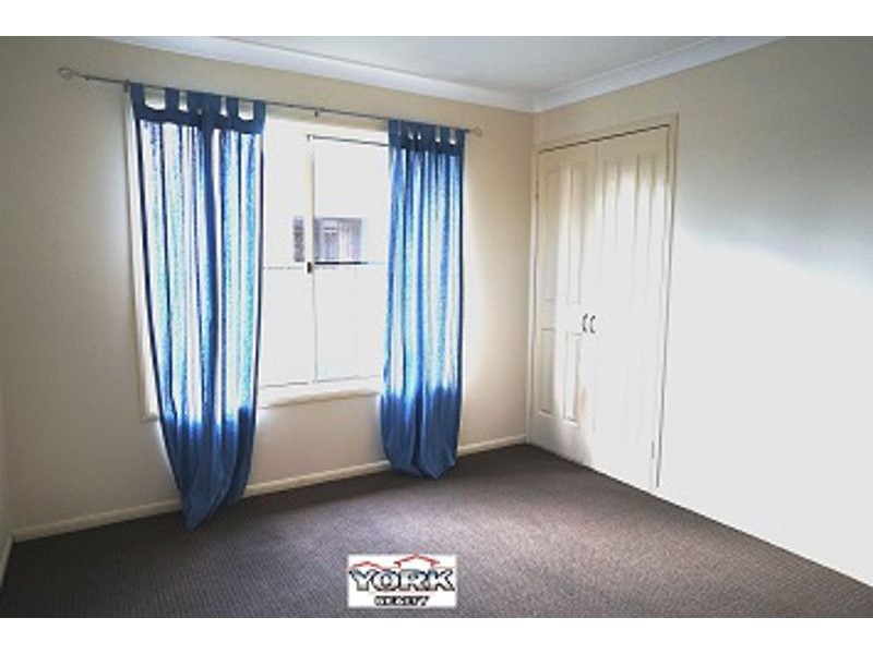 6 Cass Court, Oakey QLD 4401