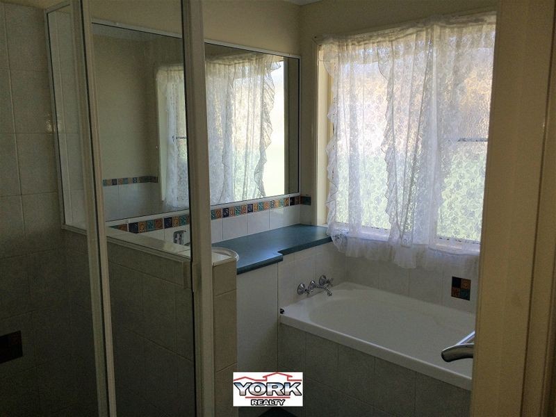 6 Cass Court, Oakey QLD 4401