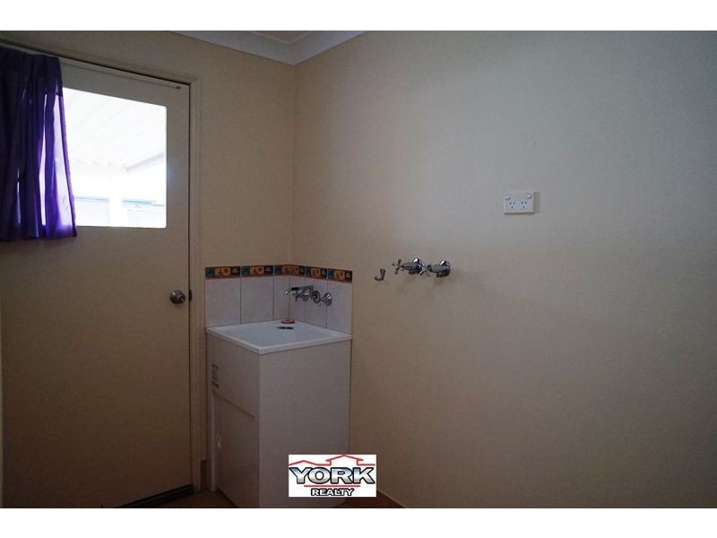 6 Cass Court, Oakey QLD 4401