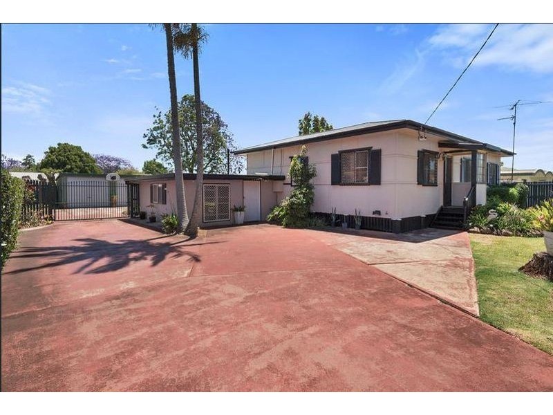 67 Cortess Street, Harristown QLD 4350
