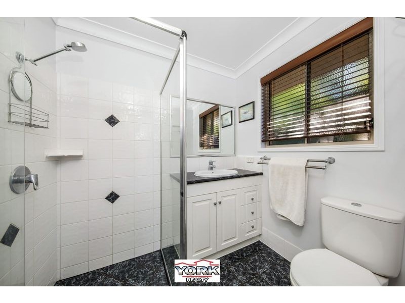 5 Leahy Drive, Kingsthorpe QLD 4400