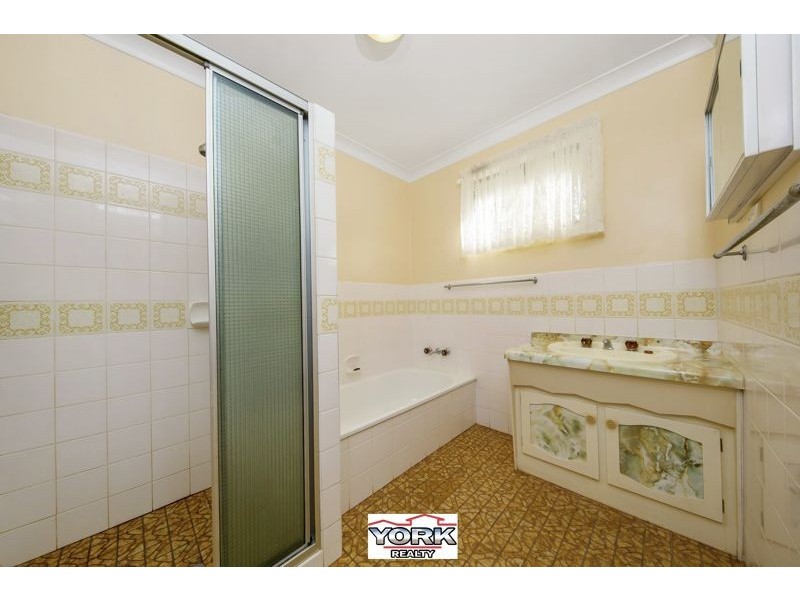23 Denyer Street, Wilsonton QLD 4350