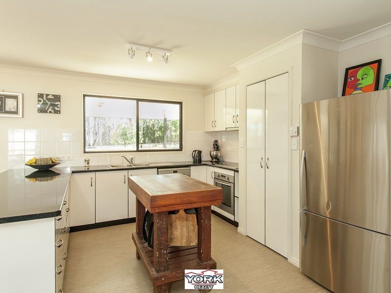 224 Hendon Deuchar Road, Deuchar QLD 4362