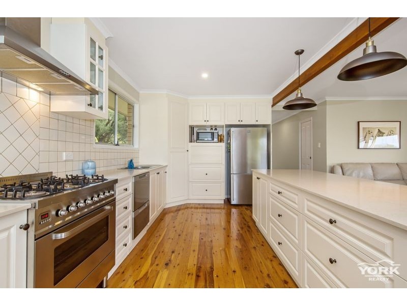 58 Panorama Crescent, Prince Henry Heights QLD 4350