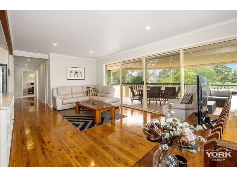 58 Panorama Crescent, Prince Henry Heights QLD 4350