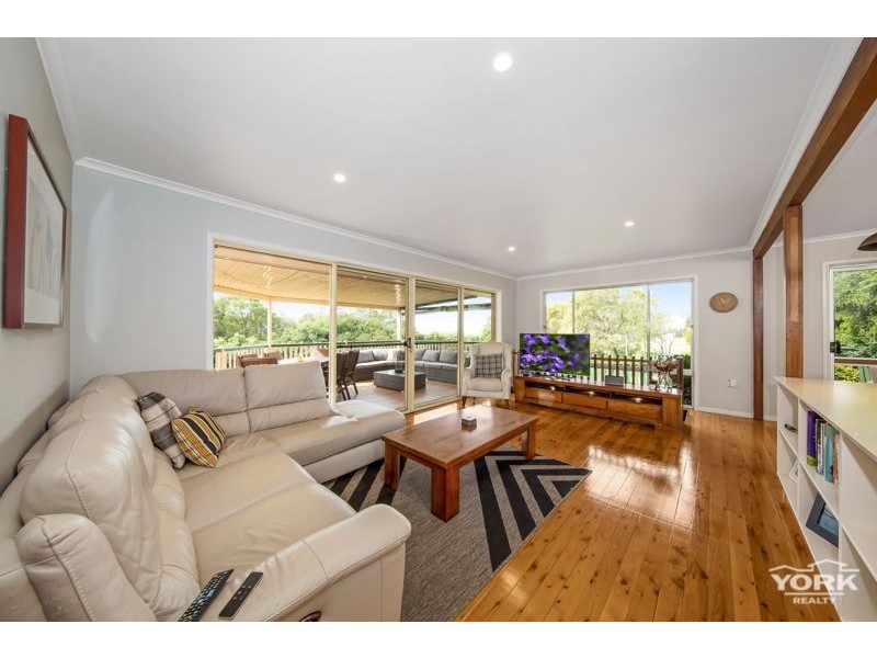 58 Panorama Crescent, Prince Henry Heights QLD 4350