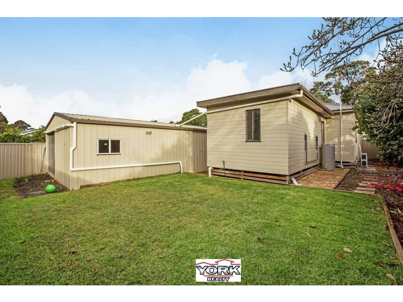 21 Warwick Street, Harristown QLD 4350