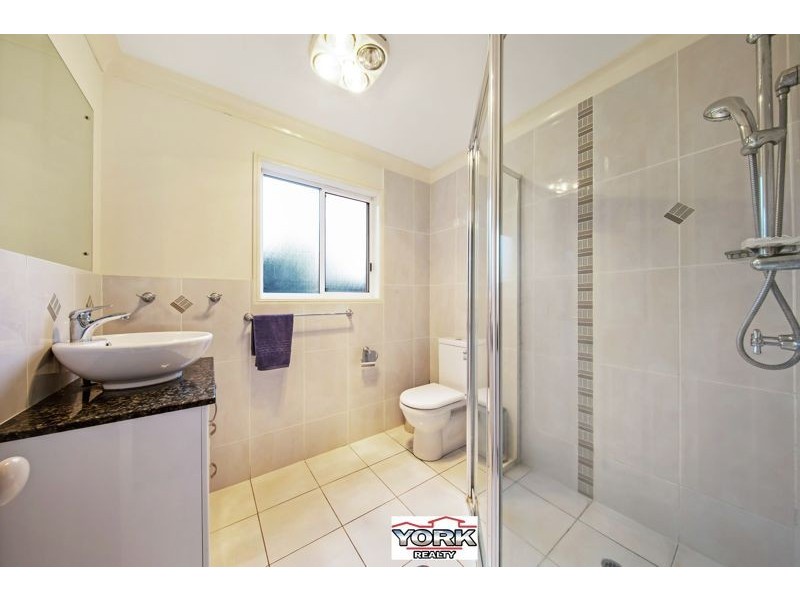 1 Eugenia Street, Harlaxton QLD 4350