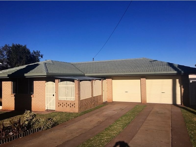 36 Platz Street, Darling Heights QLD 4350