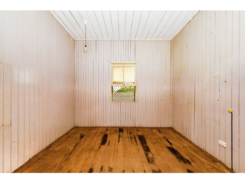 15 Wyndham Street, North Toowoomba QLD 4350