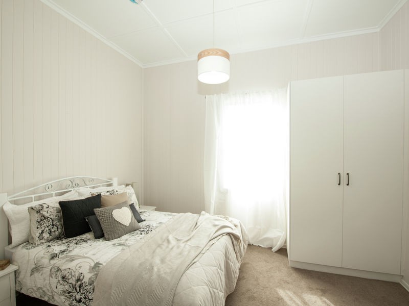 5 Hampshire Street, North Toowoomba QLD 4350