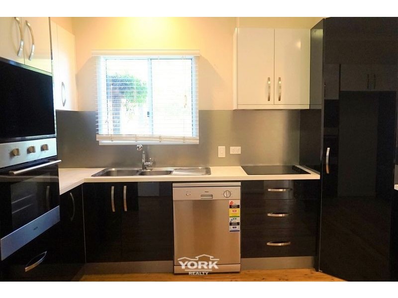162 Ruthven Street, North Toowoomba QLD 4350