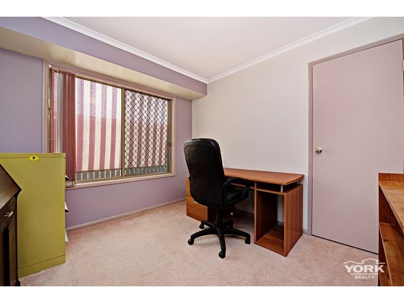 22 Bouganvillea Drive, Middle Ridge QLD 4350