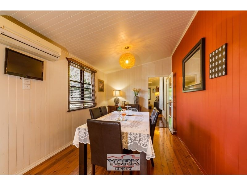 87 Bridge Street, Mount Lofty QLD 4350