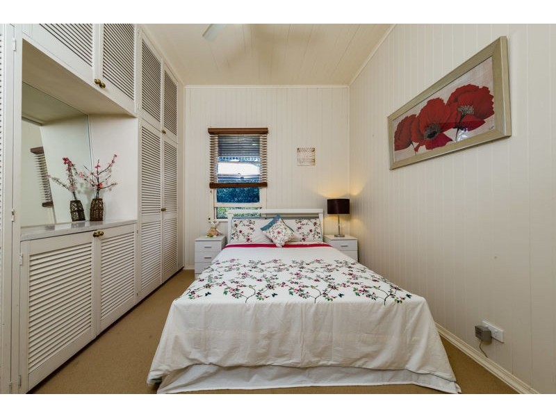 87 Bridge Street, Mount Lofty QLD 4350