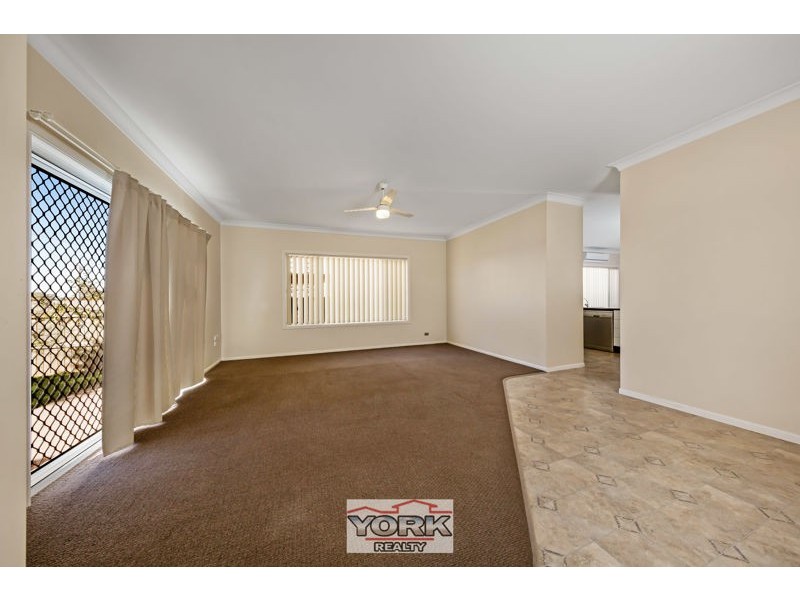 88 Stephen Street, Harristown QLD 4350
