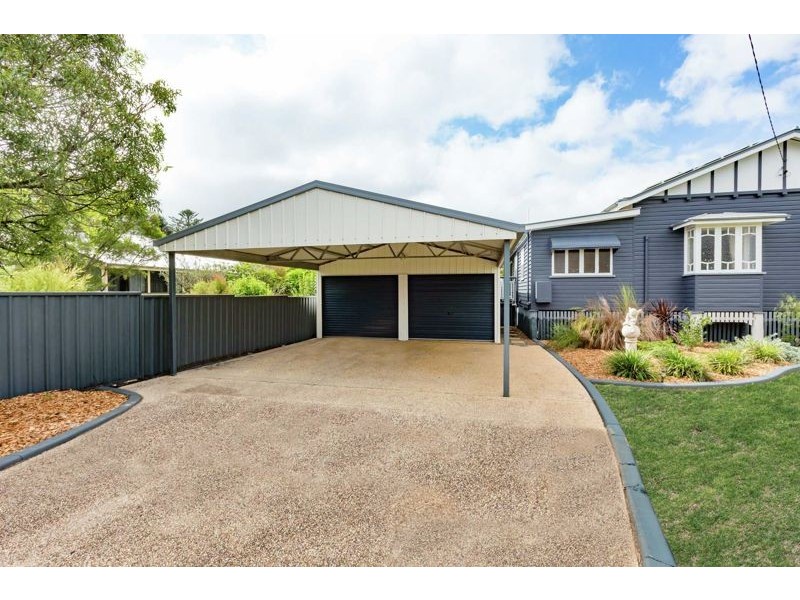 43 Warwick Street, Harristown QLD 4350