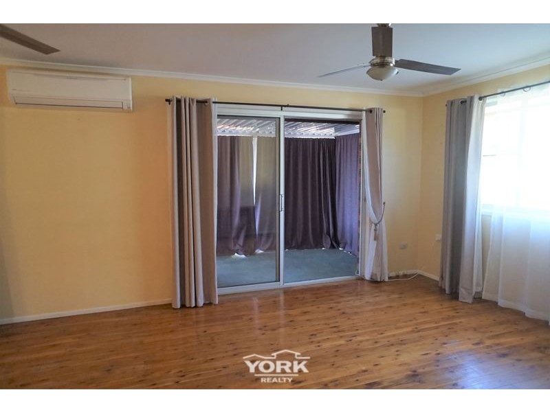 57 Proposch Street, Oakey QLD 4401