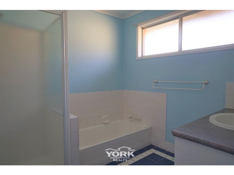 57 Proposch Street, Oakey QLD 4401