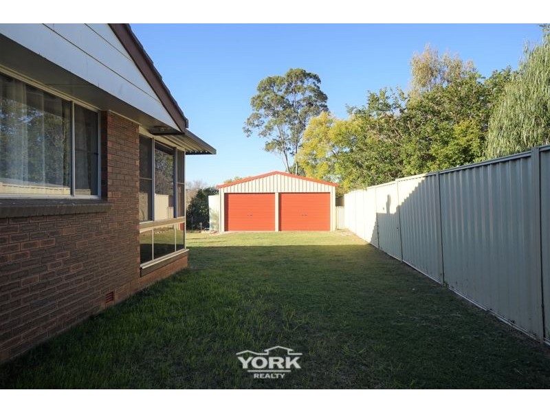 57 Proposch Street, Oakey QLD 4401