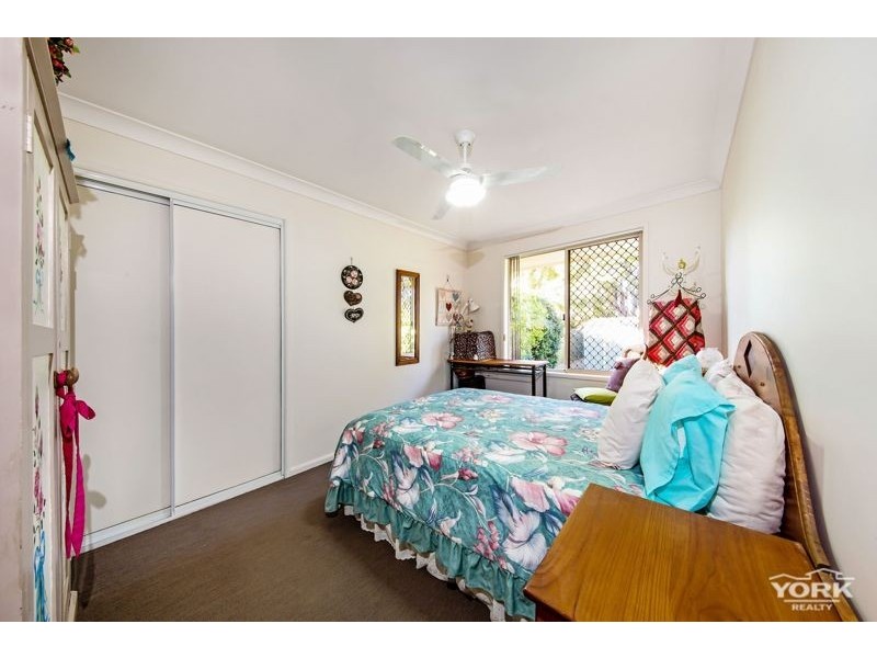 1 Sharon Court, Darling Heights QLD 4350