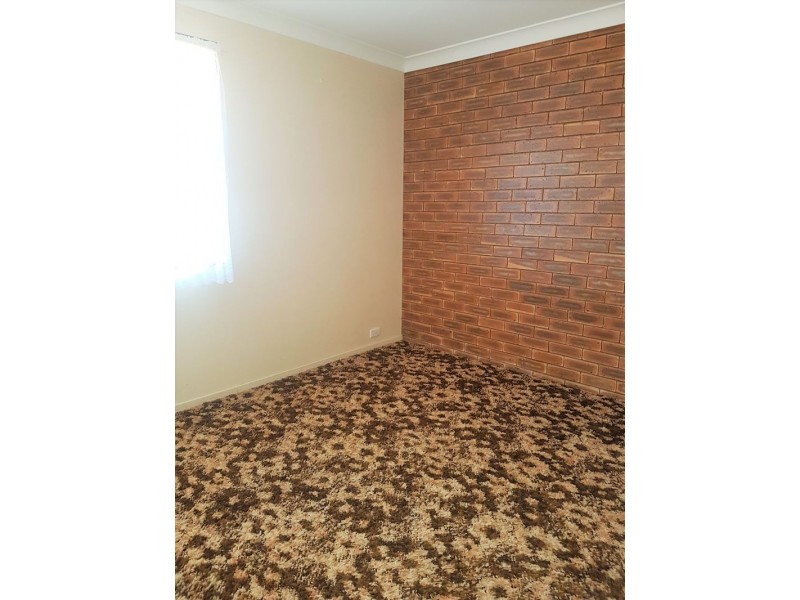 2/3 Erica Court, Wilsonton Heights QLD 4350