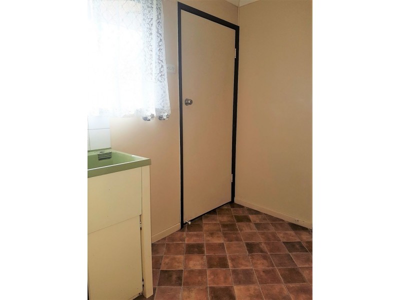 2/3 Erica Court, Wilsonton Heights QLD 4350