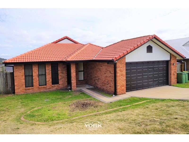 13 Wareena Crescent, Glenvale QLD 4350