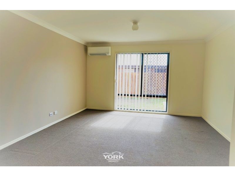 13 Wareena Crescent, Glenvale QLD 4350