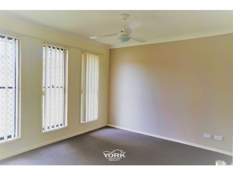13 Wareena Crescent, Glenvale QLD 4350