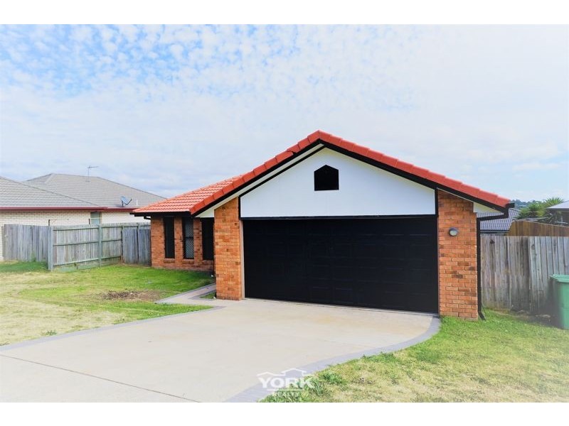 13 Wareena Crescent, Glenvale QLD 4350