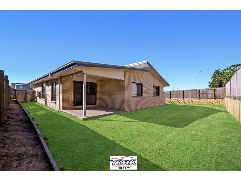 2 McMorrow Street, Kearneys Spring QLD 4350