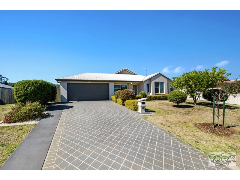 61 Belclaire Drive, Westbrook QLD 4350