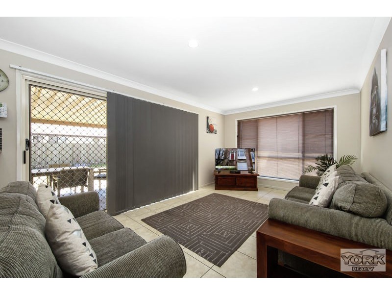 61 Belclaire Drive, Westbrook QLD 4350